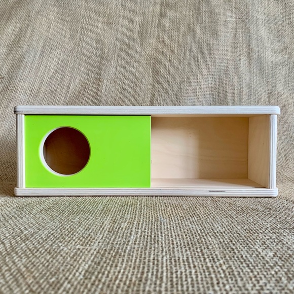 LOVEVERY Hide and Seek Ball Balance Toy from The Thinker Playkit 11-12 Months - Picture 2 of 12